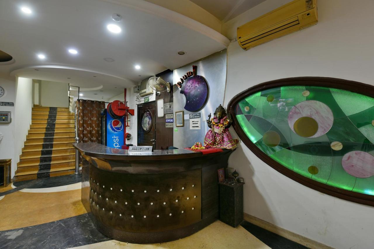 Hotel Revels By A1Rooms Neu-Delhi Exterior foto